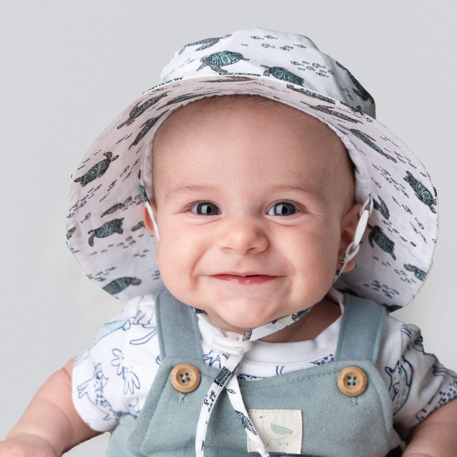 Turtles Bucket Hat UPF 50+ with Adjustable Breakaway Strap
