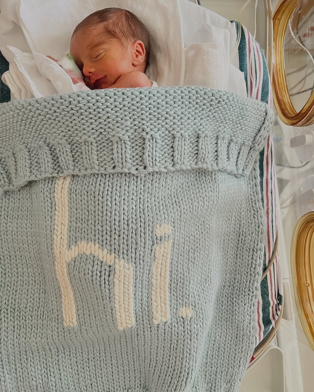 hi. Hand Knit Blanket Surf Blue - Blanket