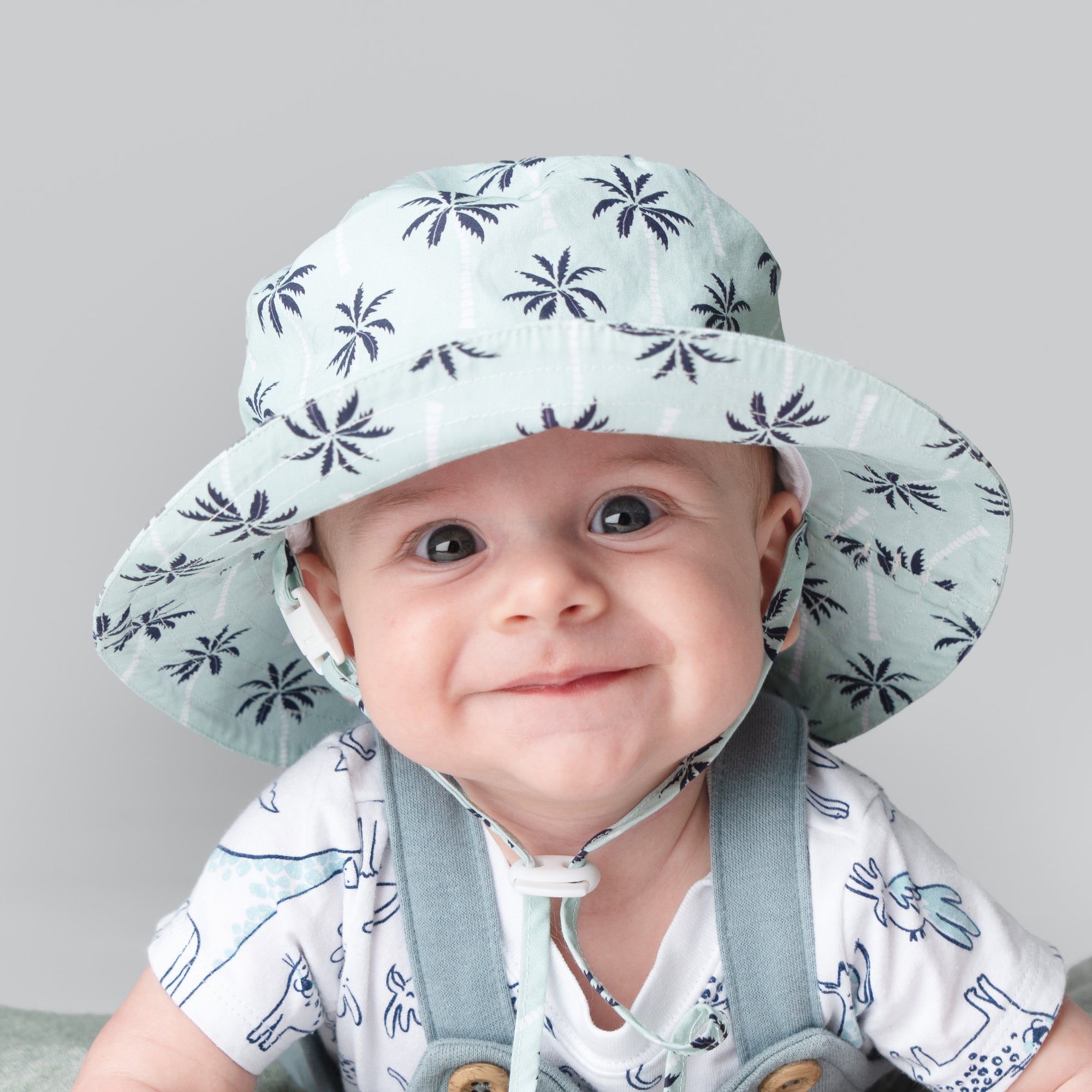 Palms Bucket Hat UPF 50+ with Adjustable Breakaway Strap - Sunhat