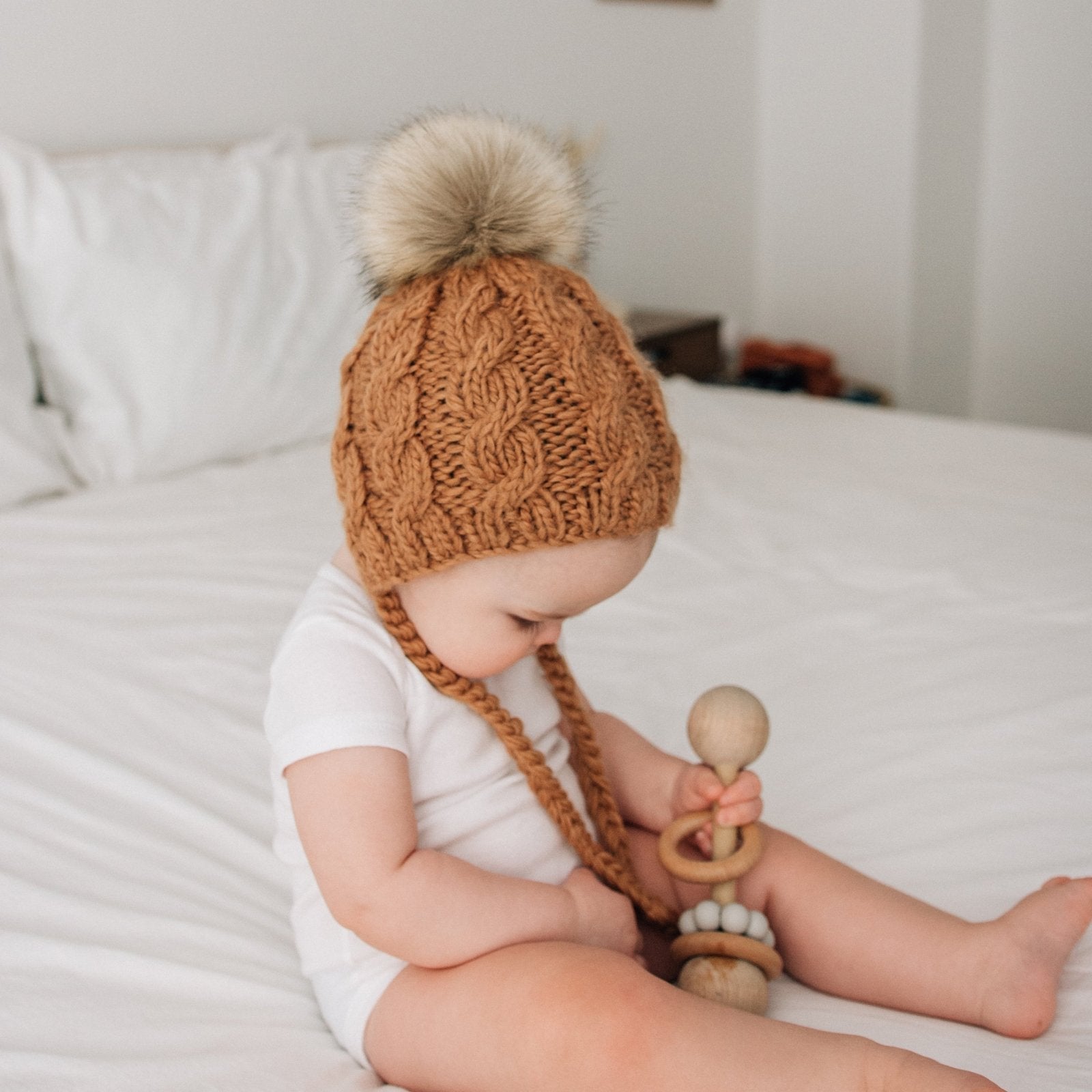 Aspen Oatmeal Cable Knit Bonnet for Babies, Toddlers & Kids - Huggalugs