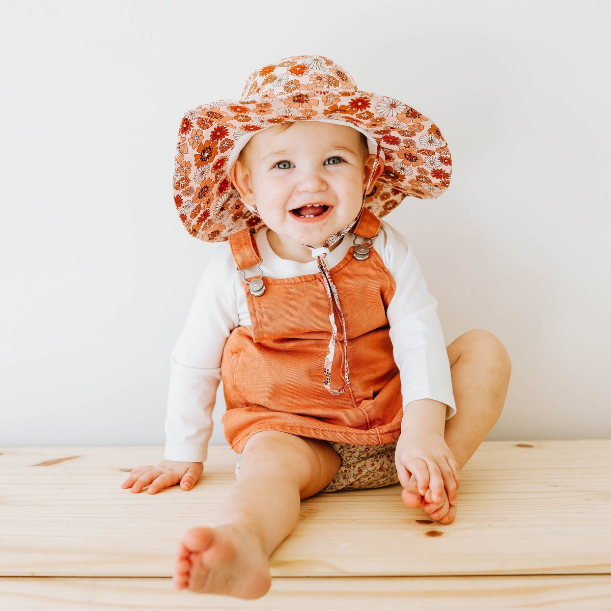 Retro Blooms Sunhat UPF 50+ with Adjustable Breakaway Strap - Sunhat