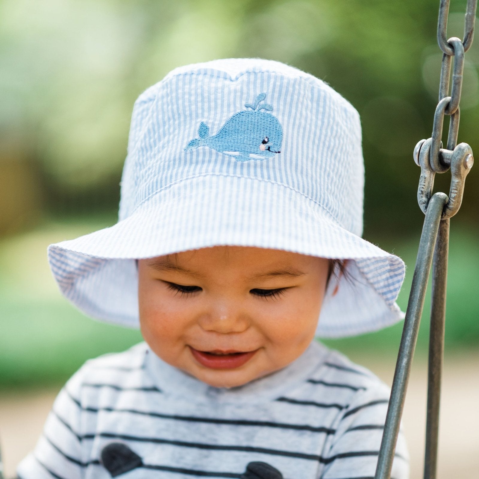 Huggalugs Whale Blue Seersucker UPF 25+ Bucket Hat - 12-24 Months